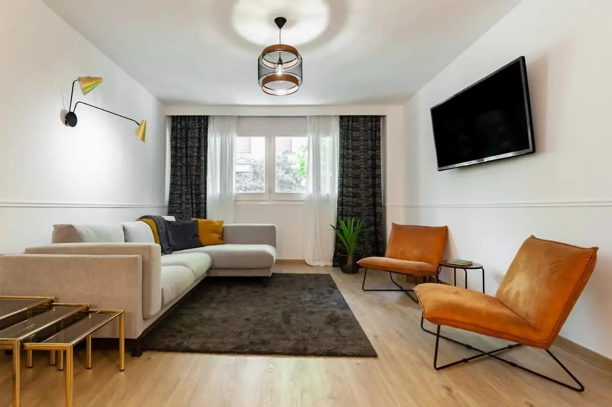 Exclusive Huge 4 Double Bedroom City Center برشلونة شقة